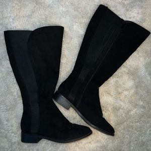 Torrid Wide Calf Suede Knee Boot, 8W.